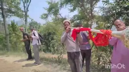 मंडी: मंडी के न्यूल बदार में सोना सिंहासन माता का नया रथ, सैकड़ों श्रद्धालुओं के साथ माता भंडार से मंदिर तक पहुंचीं