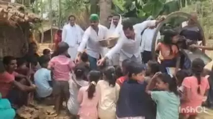 अरवल: इटवां, रामपुर वैना में युवा राजद ने लालू प्रसाद यादव का 78वां जन्मदिन सद्भावना दिवस के रूप में मनाया