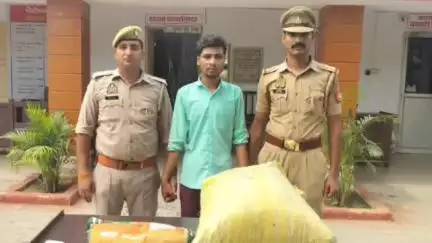तिलहर: पुलिस ने न्यू हरियाणा खालसा ढाबा के पास तस्कर को 9.208 किलोग्राम डोडा चूरा, डंठल और ₹13220 नकदी के साथ पकड़ा