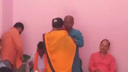 বিনপুর ১: আগামী বিধানসভা নির্বাচনকে সামনে রেখে বিনপুরে বুথ স্বশক্তিকরণ অভিযান BJP-র, উপস্থিত BJP- র জেলা সভাপতি