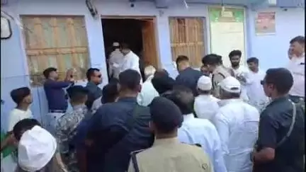 बिहार: बिहार के राज्यपाल आरिफ मोहम्मद खान बिहार शरीफ पहुंचे, डॉ. मौलाना अल्हाज अली अरशद के निधन पर परिवार को सांत्वना दी