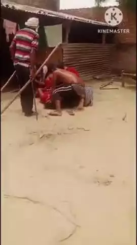 गौरीगंज: शाहगढ़ चौकी क्षेत्र के ठकुराईन गांव में रास्ते के विवाद में दो पक्षों के बीच जमकर चले लात-घूंसे, वीडियो हुआ वायरल