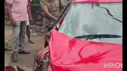 അടൂര്‍: കെ.പി റോഡിൽ കോട്ടമുകൾ ജങ്ഷനിൽ കാറും ബസും കൂട്ടിയിടിച്ച് അപകടം, കാർ യാത്രികന് പരിക്ക്