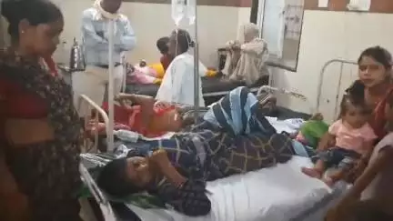 मुरैना नगर: बिचोला गांव के पास ट्रैक्टर की टक्कर से पलटा मजदूरों से भरा लोडिंग वाहन, एक महिला की हुई मौत व 9 लोग हुए घायल