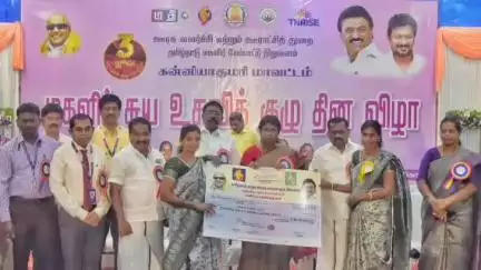 அகஸ்தீஸ்வரம்: மாவட்ட மகளிர் சுய உதவி குழுக்களுக்கு ₹75.66 கோடி கடன்களை ஸ்காட் கிறிஸ்தவ கல்லூரியில் ஆட்சியர் வழங்கினார்