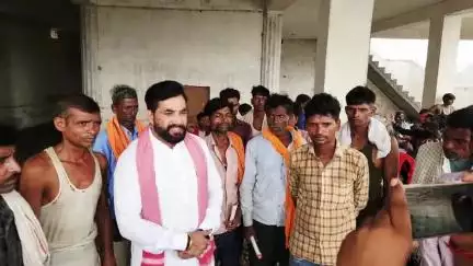 27 जनवरी 2025 से प्रतिदिन गांव गांव व घर-घर जाकर की पीडीए पर मीटिंग व पीडीए पर चर्चा


आज दिनाँक 11जून को 136 ददरौल विधानसभा में पंचायत ग्राम मुडिगाव एवं मढैया में  पीडीए पर मीटिंग पीड