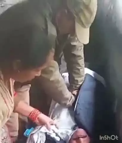 रुद्रप्रयाग: केदारनाथ यात्रा मार्ग पर होमगार्ड जवान ने सीपीआर देकर श्रद्धालु की जान बचाई