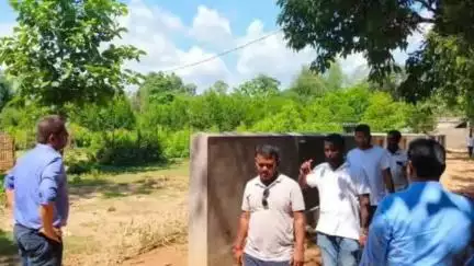 কৈলাশহর: কৈলাসহরের তিনটি ওয়ার্কফ বোর্ডের সম্পত্তির কাজ পরিদর্শন করতে যান রাজ্য ওয়াকফ বোর্ডের চেয়ারম্যান