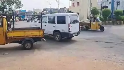 జగిత్యాల: జిల్లా కేంద్రంలోని శ్రీ మడేలేశ్వర స్వామి ఆలయంలో  వెండి బంగారు వస్తువుల చోరీ