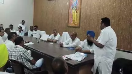 अनूपगढ़: अनूपगढ़ के व्यापार मंडल में जिला बहाली की मांग को लेकर विभिन्न संगठनों की बैठक हुई