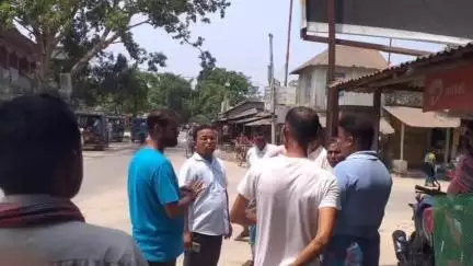 কুশমুণ্ডী: কুশমন্ডিতে বসছে উচ্চ বাতিস্তম্ভ, এলাকা পরিদর্শনে সহকারী সভাধিপতি