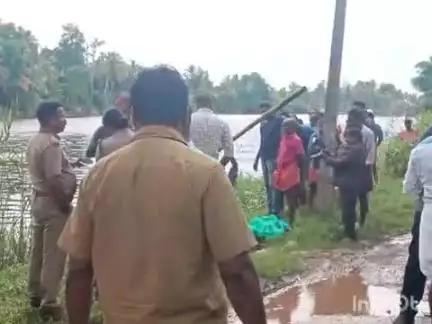 കാർത്തികപ്പള്ളി: പരുമല പാലത്തിൽ നിന്ന് നദിയിലേക്ക് ചാടിയ യുവതിയുടെ മൃതദേഹം വീയപുരത്ത് നിന്ന് കണ്ടെത്തി