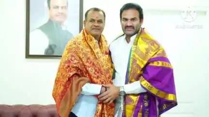 డోర్నకల్: మంత్రులు శ్రీధర్ బాబు,కోమటిరెడ్డి వెంకటరెడ్డిలను మర్యాదపూర్వకంగా కలిసిన డిప్యూటీ స్పీకర్ డోర్నకల్ MLAరాంచంద్రనాయక్