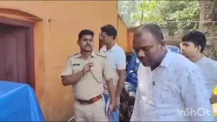घाटशिला: मऊभंडार ओपी क्षेत्र में गुरुद्वारा के पास मोबाइल दुकान से लाखों की चोरी, पुलिस जांच में जुटी