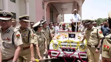 जयपुर: महानिदेशक पुलिस उत्कल रंजन साहू को भव्य एवं भावभीनी विदाई, डॉक्टर रवि प्रकाश मेहरडा ने संभाला कार्यभार