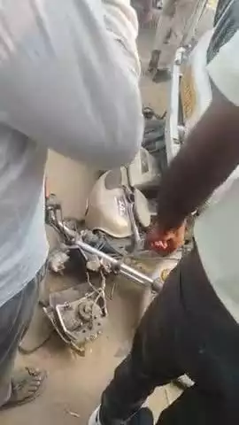 ramchhitauni sahawar road se hua ya hadsa do vyakti ghayal