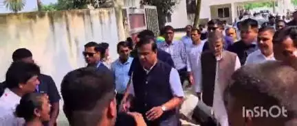 উত্তৰ গুৱাহাটী ভাগ: কামৰূপৰ ডুমনীচকীৰ পৰিদৰ্শন বাংলাত উপস্থিত মুখ্যমন্ত্ৰী হিমন্ত বিশ্ব শৰ্মা, কেইবাটাও দল সংগঠনৰে মুখ্যমন্ত্ৰীৰ বৈঠক অনুষ্ঠিত