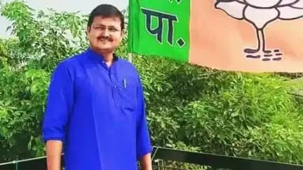 गोंडा: BJP जिला मीडिया प्रभारी और जिला उपाध्यक्ष ने अमर किशोर कश्यप के खिलाफ राजनीतिक छवि धूमिल करने की दी तहरीर