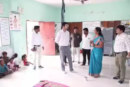 ಶಹಾಪುರ: ಇಬ್ರಾಹಿಂಪೂರ ಗ್ರಾಮ ಪಂಚಾಯ್ತಿಗೆ ಜಿಲ್ಲಾ ಪಂಚಾಯ್ತಿ ಮುಖ್ಯ ಕಾರ್ಯನಿರ್ವಾಹಕ ಅಧಿಕಾರಿ ಲವೀಶ್ ಒರಡಿಯಾ ಭೇಟಿ
