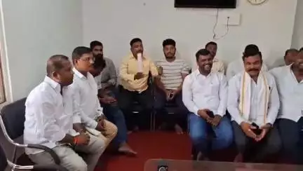 राहुरी: शहरातील समस्यांबाबत भाजपचे ठिय्या आंदोलन,शहरातील समस्या आठ दिवसात मार्गी न लागल्यास तिव्र आंदोलन इशारा