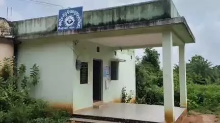 ଖଲ୍ଲିକୋଟ୍: ସମନ୍ୱିତ ଶିଶୁ ବିକାଶ ପ୍ରକଳ୍ପ କାର୍ଯ୍ୟାଳୟର ବିକଳ ଚିତ୍ର, ଆସୁନାହାନ୍ତି ଅଧିକାରୀ #jansamasya