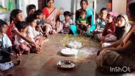 వికారాబాద్: బడిబాట తరహాలో అంగన్వాడీల బలోపేతానికి దారూరులో అమ్మ మాట అంగన్వాడి బాట కార్యక్రమం