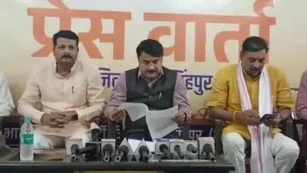 नरसिंहपुर: बीजेपी कार्यालय में चिकित्सा शिक्षा मंत्री मीडिया के सवालों पर आपा खो बैठे, जमकर तिलमिलाए