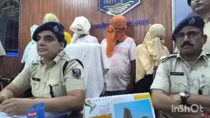 मुशहरी: टाउन डीएसपी ने ब्रह्मपुर में छापा मारकर एक लड़की को छुड़ाया, देह व्यापार में शामिल पाँच लोग गिरफ्तार