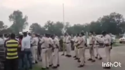 कटघोरा: आदिवासी ग्रामीण किसान बलवान सिंह को झूठे आरोप में फंसाने के मामले में कांग्रेसजन पहुंचे बांकीमोंगरा थाना