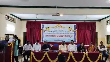 ದಾಂಡೇಲಿ: ಅಂಬೇವಾಡಿಯ ಸ.ಪ್ರ.ಕಾಲೇಜಿನಲ್ಲಿ ವಿವಿಧ ವಿಭಾಗಗಳ ಸಮಾರೋಪ ಸಮಾರಂಭ & ವಾರ್ಷಿಕ ಸ್ನೇಹ ಸಮ್ಮೇಳನ, ಪೊಲೀಸ್ ವರಿಷ್ಠಾಧಿಕಾರಿ ನಾರಾಯಣ.ಎಂ ಭಾಗಿ