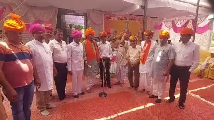 सुमेरपुर: सुमेरपूर बांकली कबीर गौशाला में कबीर जयंती पर कार्यक्रम, गाय माता की पूजा कर हरा चारा और लापसी खिलाकर मनाई गई कबीर जयंती