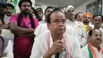 हज़ारीबाग: हजारीबाग: शेख भिखारी मेडिकल कॉलेज अस्पताल और संजीवनी सेवा कुटीर विवाद पर स्वास्थ्य मंत्री का विवादित बयान