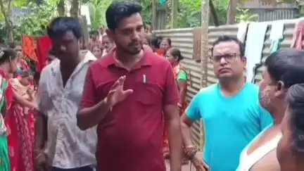 তুফানগঞ্জ ২: ভানুকুমারী ১ GP ৯/১০৯ নং বুথে তৃণমূলের তরফে আয়োজিত জনসংযোগ কর্মসূচি