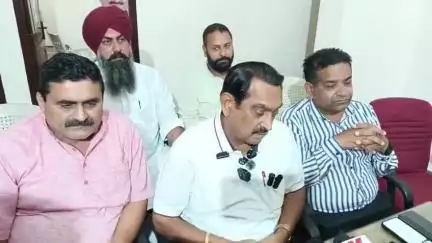 रुद्रपुर: किच्छा विधायक ने अपने रुद्रपुर आवास पर प्रेसवार्ता में कांग्रेस किसान प्रकोष्ट प्रदेशध्यक्ष को बताया दंगे का मास्टरमाइंड