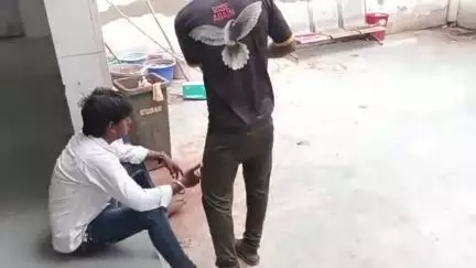 दतिया: ग्राम दरियापुर में अज्ञात कारणों से युवक ने खाया जहरीला पदार्थ, भांडेर अस्पताल में किया गया उपचार