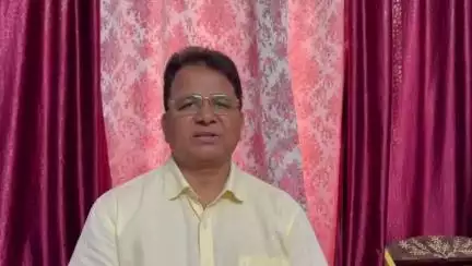 किच्छा: प्रदेश कांग्रेस प्रवक्ता डॉ. गणेश उपाध्याय ने कृषि मंत्री गणेश जोशी से कृषि कार्यक्रम में मुलाकात कर ज्ञापन सौंपा