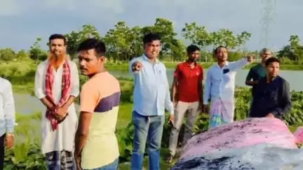 ভাঙড় ১: বোদরার অন্তর্গত বিস্তীর্ণ এলাকায় জল নিকাশির সমস্যা, সরেজমিনে খতিয়ে দেখলেন তৃণমূলের অঞ্চল সভাপতি 

#jansamasya