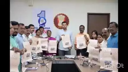 వికారాబాద్: తెలంగాణ సోషల్ వెల్ఫేర్ రెసిడెన్షియల్ మహిళా డిగ్రీ కళాశాలలో ప్రవేశాల గోడపత్రికను ఆవిష్కరించిన జిల్లా కలెక్టర్ ప్రతీక్ జైన్
