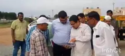 నాగర్ కర్నూల్: ఇందిరా మహిళా శక్తి భవన నిర్మాణ పనుల్లో నాణ్యతతో పాటు వేగం పెంచాలి: జిల్లా కలెక్టర్ బాదావత్ సంతోష్