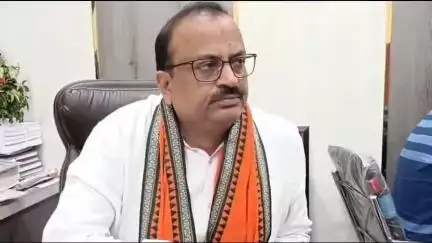 ବରଗଡ: ଗୋଟିଏ ବର୍ଷ ମଧ୍ୟରେ ଜିଲ୍ଲାର ଉନ୍ନତିକରଣ ପାଇଁ କଣ କଣ ପଦକ୍ଷେପ ନିଆଯାଇଛି ଏନେଇ ବରଗଡ଼ ବିଧାୟକ ତାଙ୍କ କାର୍ଯ୍ୟାଳୟରେ ରଖିଲେ ପ୍ରତିକ୍ରିୟା