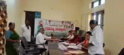 పటాన్​​చెరు: జిన్నారం మండలం శివనగర్ గ్రామంలో భూ భారతి రెవెన్యూ సదస్సులు,