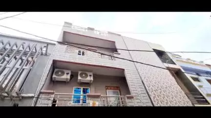 इंदौर: बाणगंगा: सोनम रघुवंशी के भाई गोविंद का मीडिया ने किया इंतजार, पर वो नहीं पहुंचे, घर पर सन्नाटा