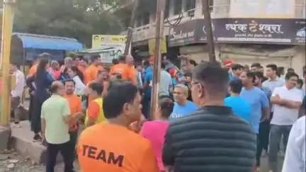 हातकणंगले: कोल्हापूरच्या धावपटूंनी 'कॉम्रेड्स अल्ट्रा मॅरेथॉन' यशस्वीरित्या पूर्ण पोलिस अधीक्षक योगेशकुमार गुप्ता
