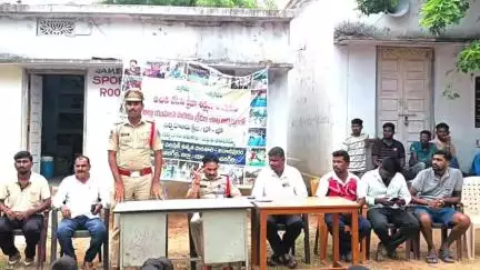 భువనగిరి: క్రీడల వల్ల మంచి ఆరోగ్యతోపాటు ప్రభుత్వ ఉద్యోగ అవకాశాలు: అనాజిపురం లో   సర్కిల్ ఇన్స్పెక్టర్ చంద్రబాబు