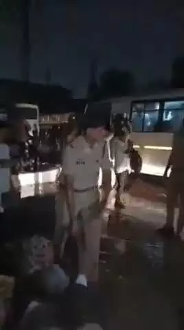 रायपुर: छ:ग: प्रशिक्षित संघ ने तीन सूत्रीय मांगों को लेकर किया प्रदर्शन, पुलिस ने बर्बरता पूर्वक हटाया