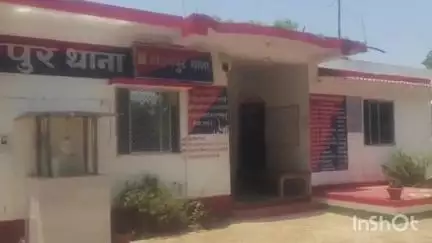 मोहनपुर: जलालपुर में मारपीट को लेकर दोनों पक्षों ने प्राथमिकी दर्ज कराई