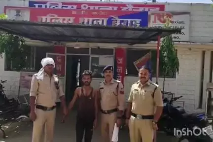 बैराड़: बैराड़ क्षेत्र के ऊंची बरोद में 2 माह से फरार स्थायी वारंटी को पुलिस ने पकड़ा, भेजा जेल