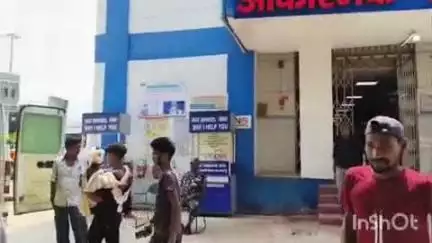बांका: रीगा गांव के पास बाइक की टक्कर से 12 वर्षीय बालक जख्मी, मायागंज रेफर