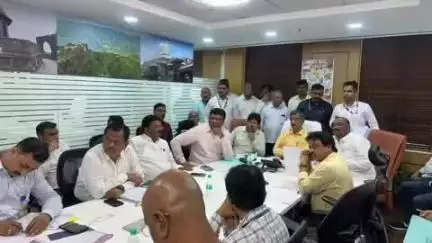 पालम: पालम तालुक्यातील जांभूळ बेटाच्या विकासासाठी निधी देणार पर्यटन मंत्री शंभूराजे यांची मंत्रालयात माहिती