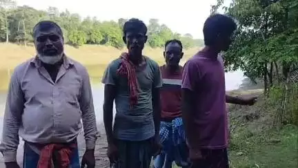 হাইলাকান্দি: রাজ্যেশ্বরপুরে কাটাখাল নদীর ভাঙন মেরামতের দাবিতে সরব স্থানীয় যুবক